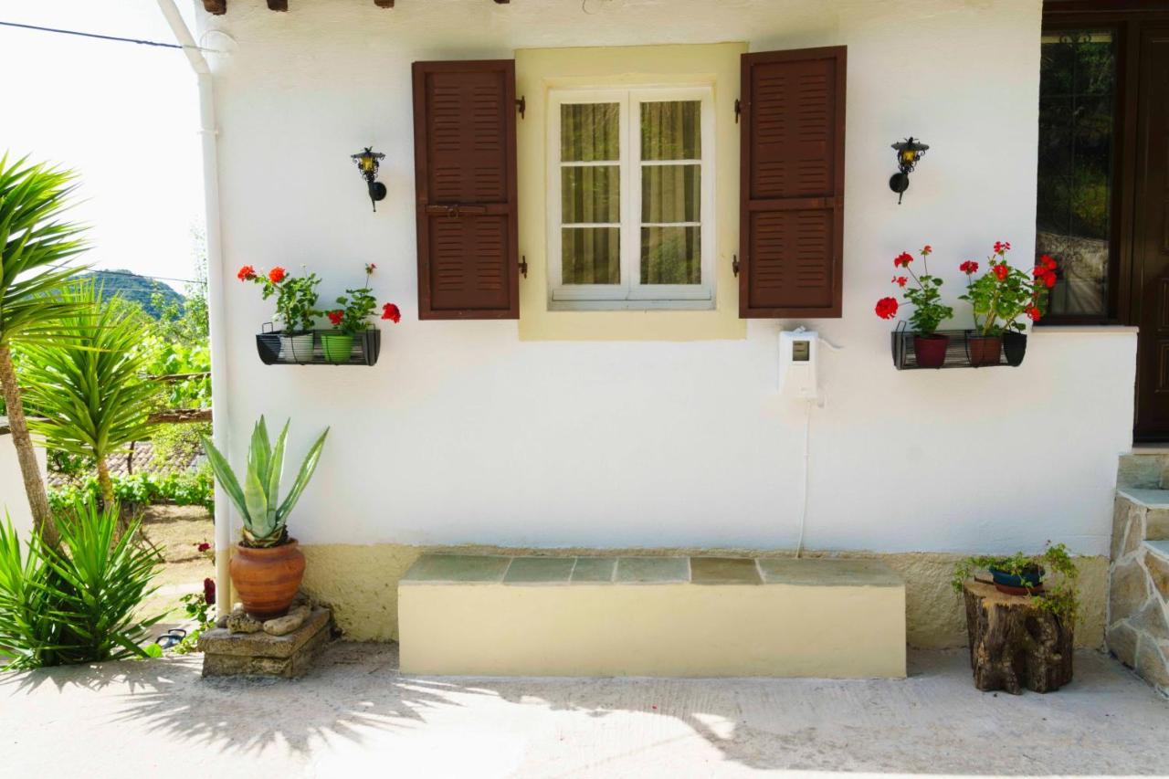 Eleonas-olive Grove Traditional * Sgourades